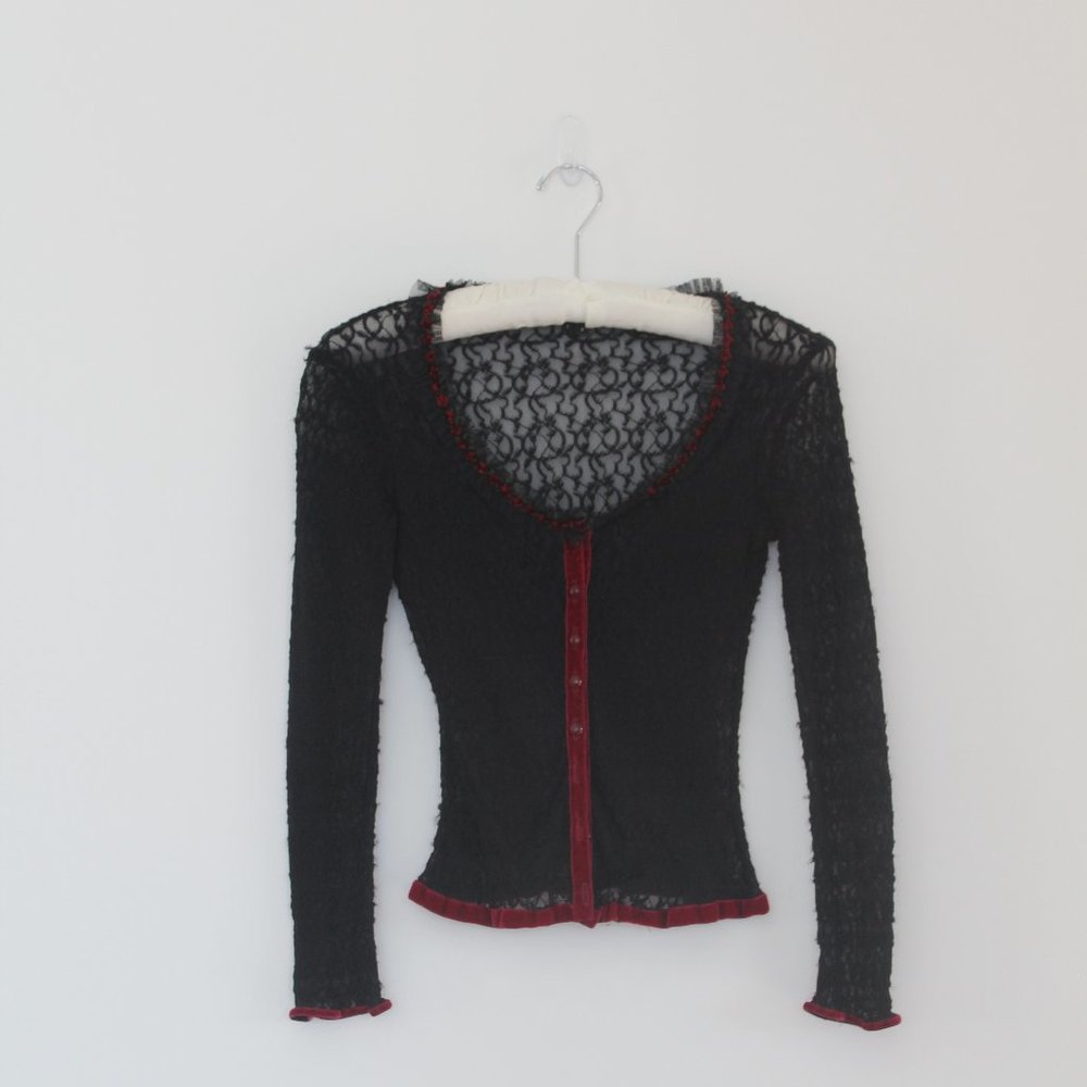 Betsey Johnson long sleeve top. petite S